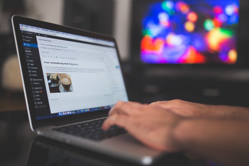 Desenvolupament de web a mida